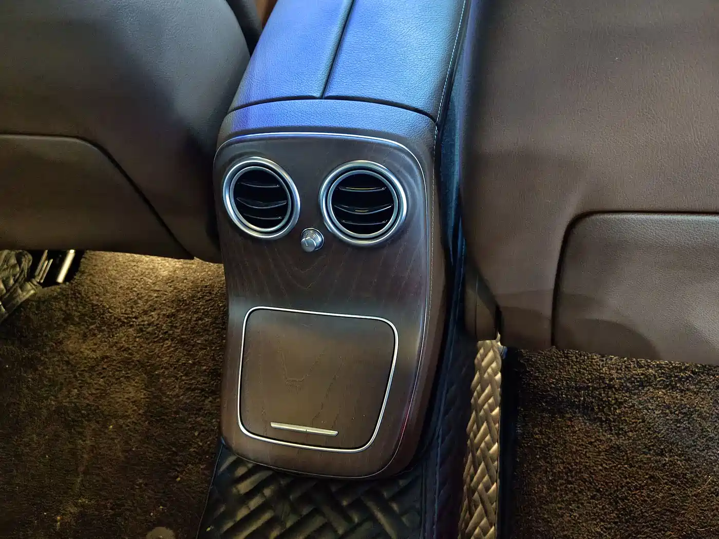 Mercedes-Benz E-Class 2021 E 300 L Fashion фото 8