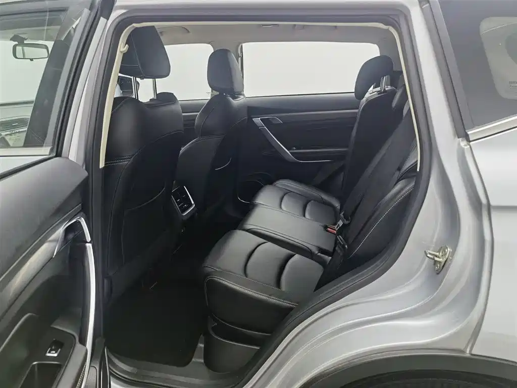 GEELY AUTOMOBILE BOYUE