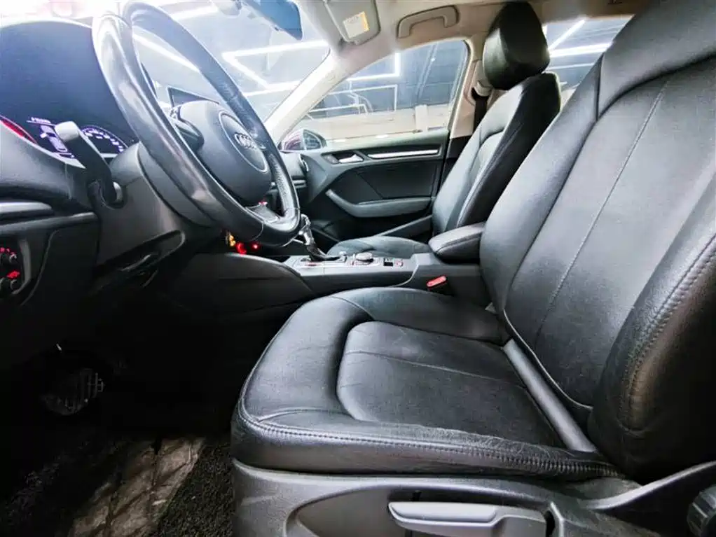 Audi A3 2016 Sportback 35 TFSI Progressive фото 5