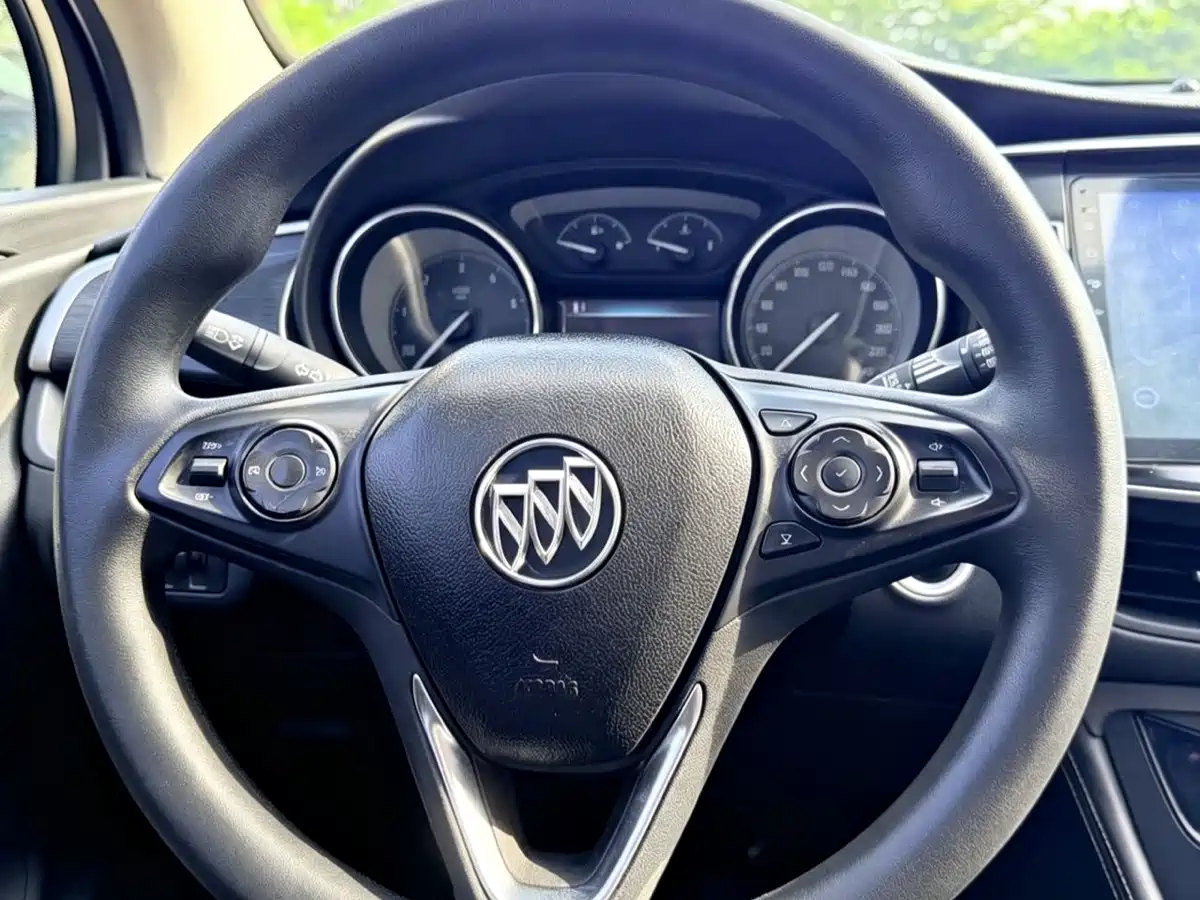 Buick Envision Plus 2016 20T 2WD Leading фото 12