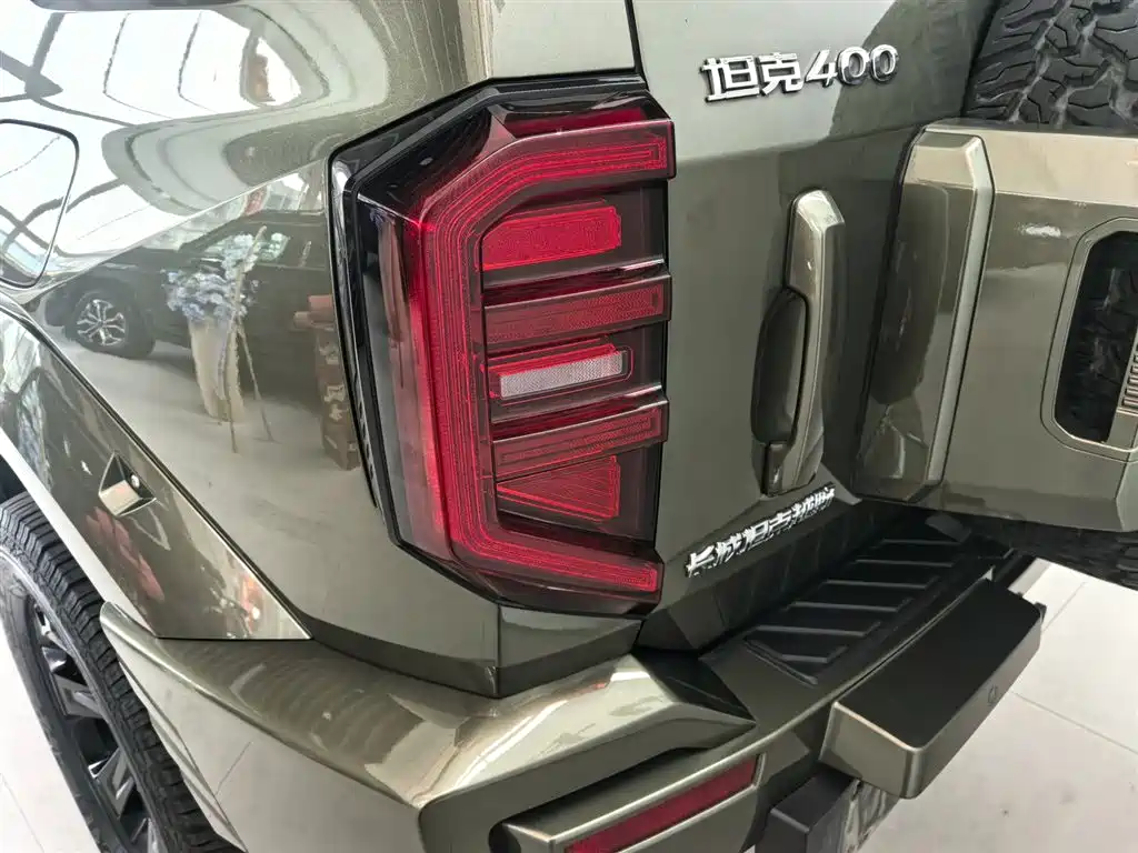 Tank 400 New Energy 2024 Hi4-T Off-Road Edition фото 6