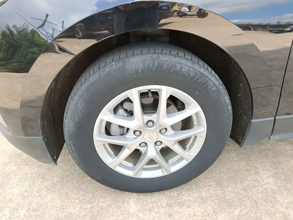Chevrolet Equinox 2023 2022 535T Galloping Edition
