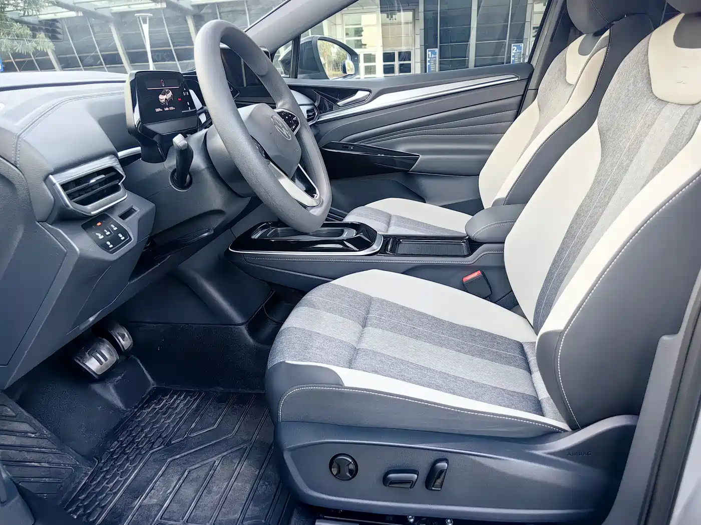 VOLKSWAGEN ID.4 CROZZ