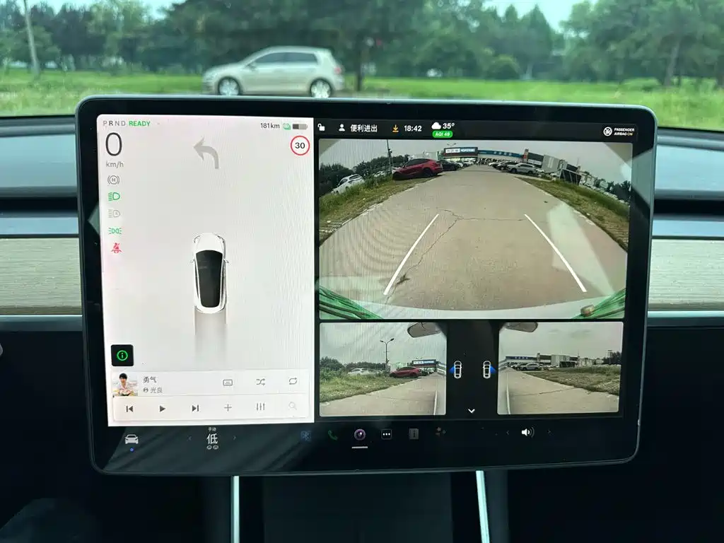 صورة 23 - Tesla Model 3