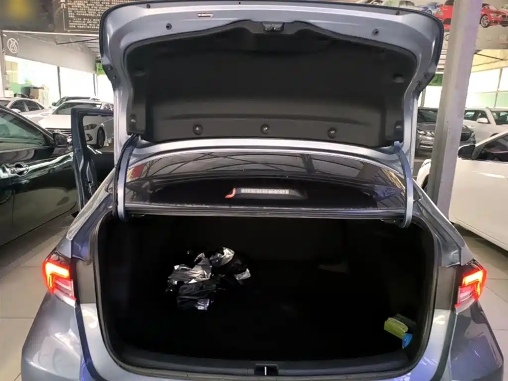Toyota Corolla 2023 1.8L Smart Hybrid Dual Engine Pioneer Edition фото 19