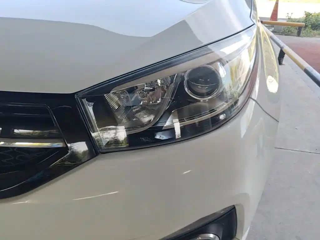 Chery Tiggo 3 2017 2016 1.6L CVT Smart Edition