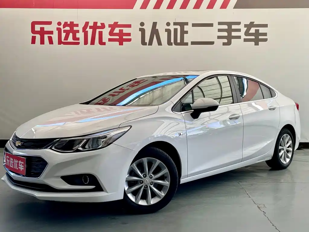 Фото 1 - Chevrolet Cruze