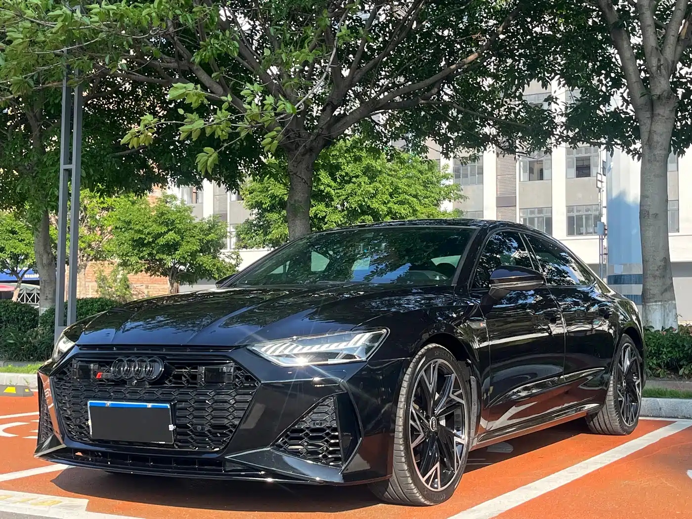 Audi A7L 2024 45 TFSI quattro S-line Black Warrior Edition