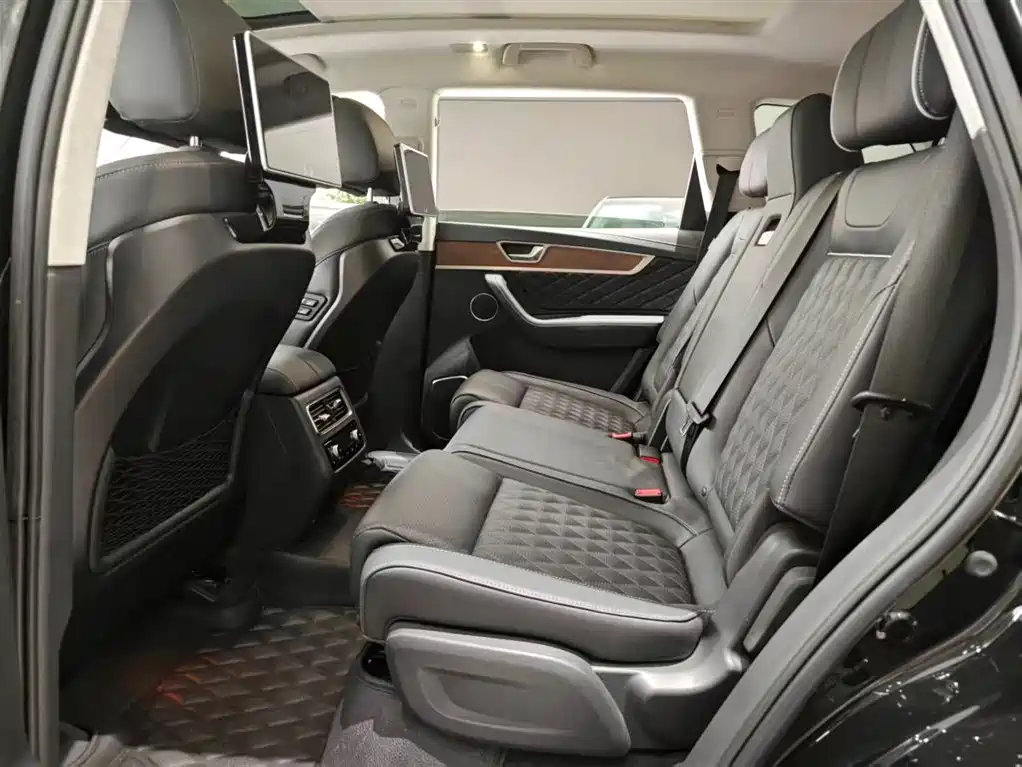 Hongqi HS7 2022 3.0T Auto 4WD Smart Connect Flagship 7-Seater фото 5