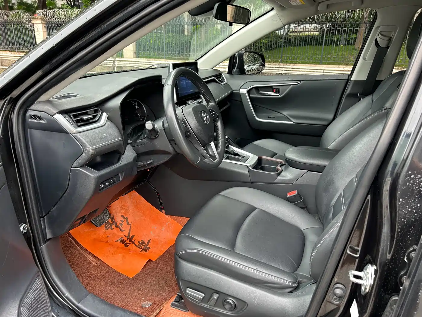Toyota RAV4 Rongfang 2023 2.0L CVT FWD Style Plus Edition фото 17