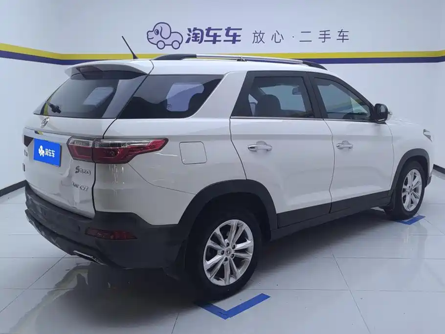 Фото 3 - Dongfeng Fengguang Fengguang S560