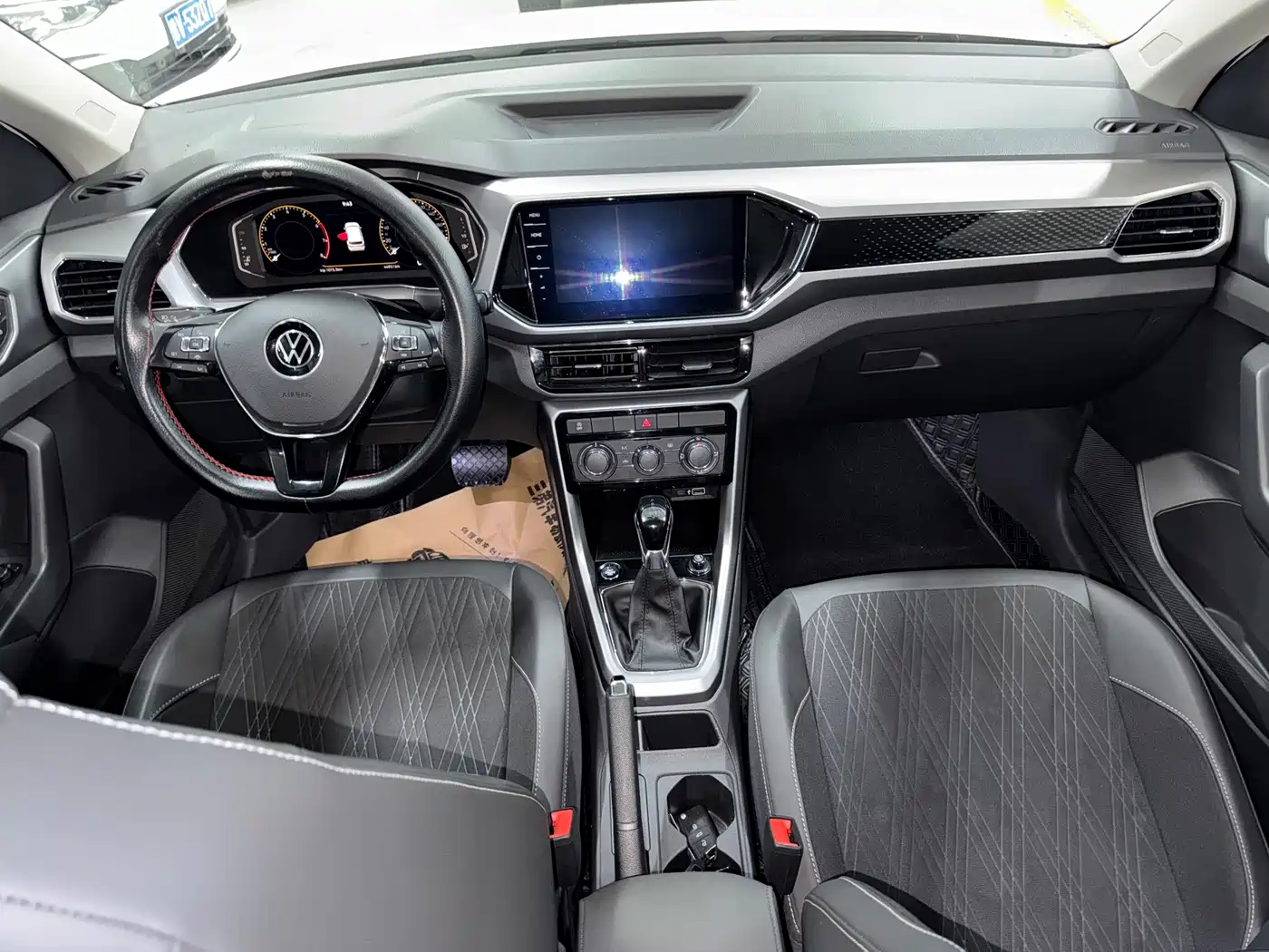 Volkswagen T-Cross, миниатюра 6
