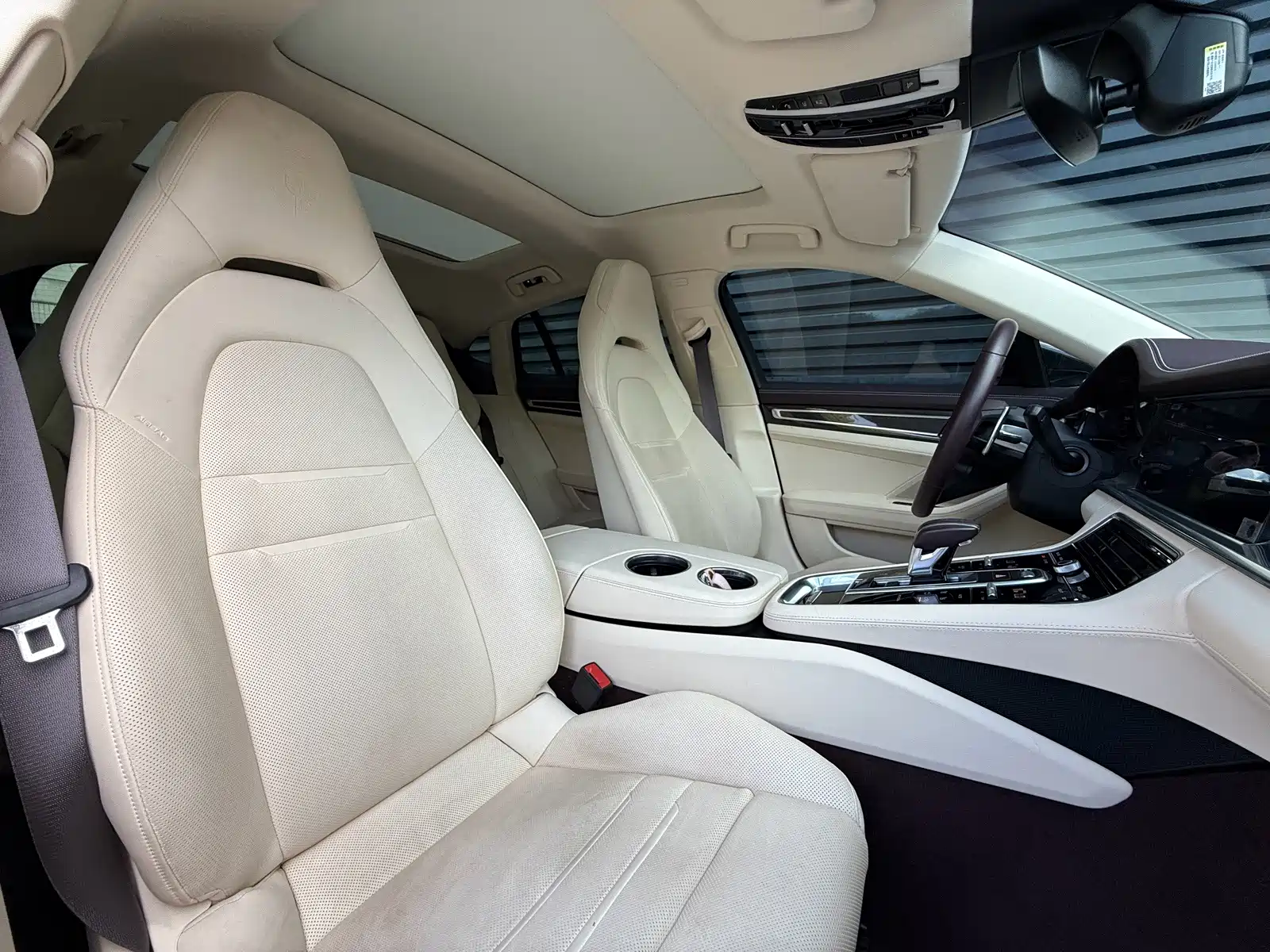 صورة 15 - Porsche Panamera New Energy