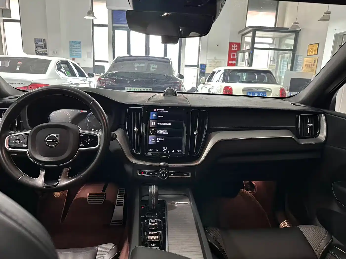 VOLVO XC60 PLUG-IN HYBRID