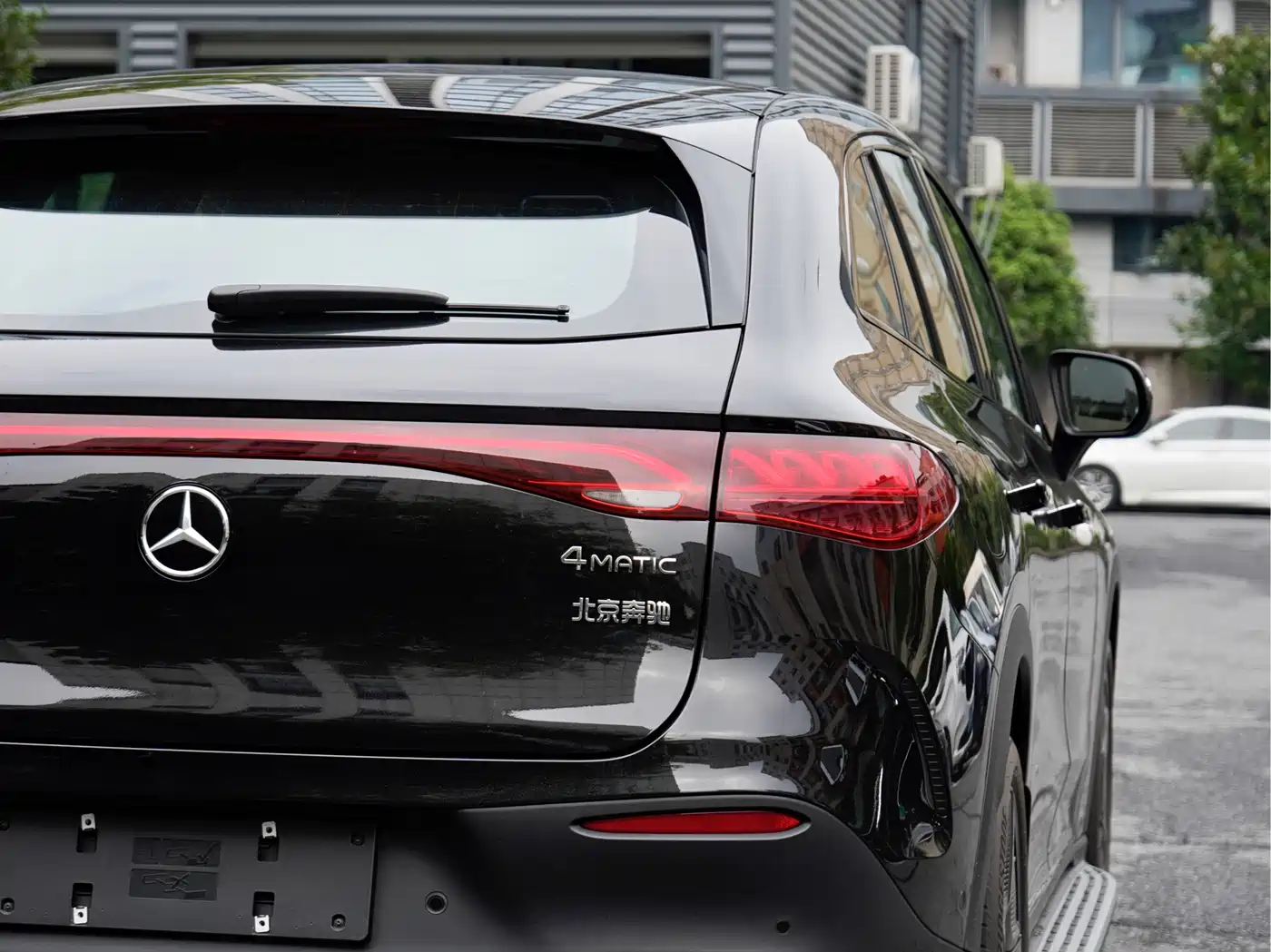 Mercedes-Benz EQE SUV 2026 2024 500 4MATIC Flagship Edition