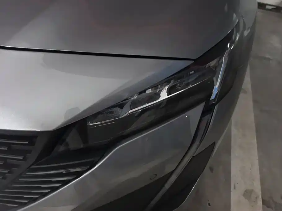 Peugeot 408 2025 2024 360THP Dá Dá Edition Latour