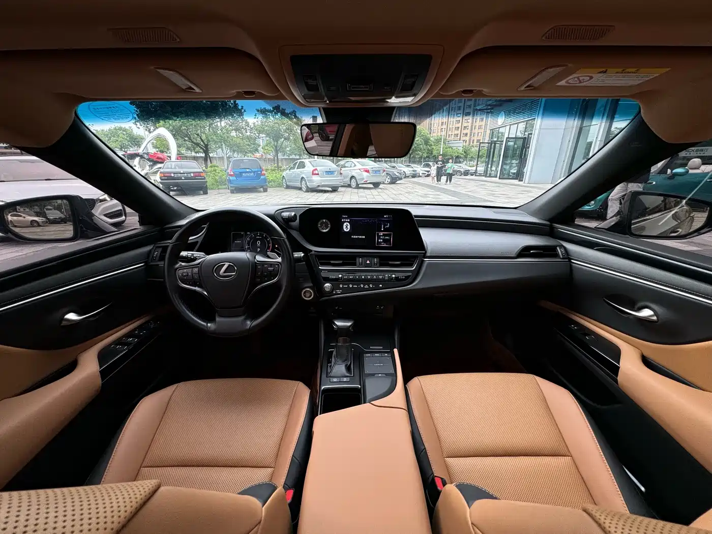 Lexus ES 2021 260 Excellence Edition фото 9