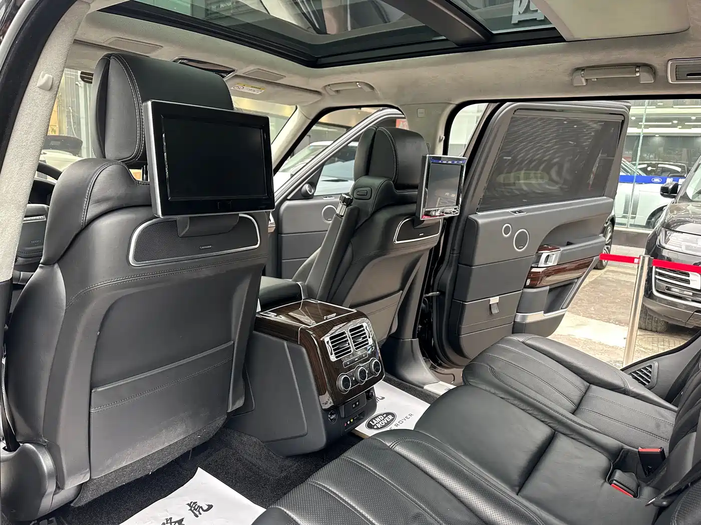 Land Rover Range Rover 2015 5.0 SC V8 AB Prestigious Genesis Extended Edition фото 9
