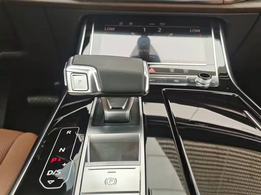 Audi Q7 2025 55 TFSI quattro S line Sport фото 12