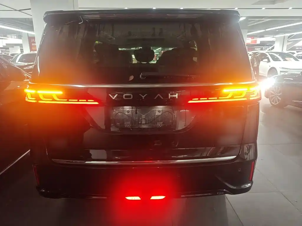 Voyah Dreamer 2026 2025 PHEV AWD Excellent Kunpeng Edition