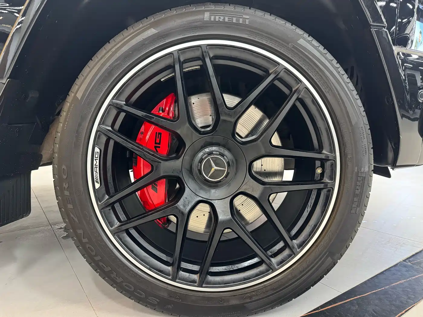 Mercedes-Benz G-Class AMG 2022 AMG G 63 фото 32