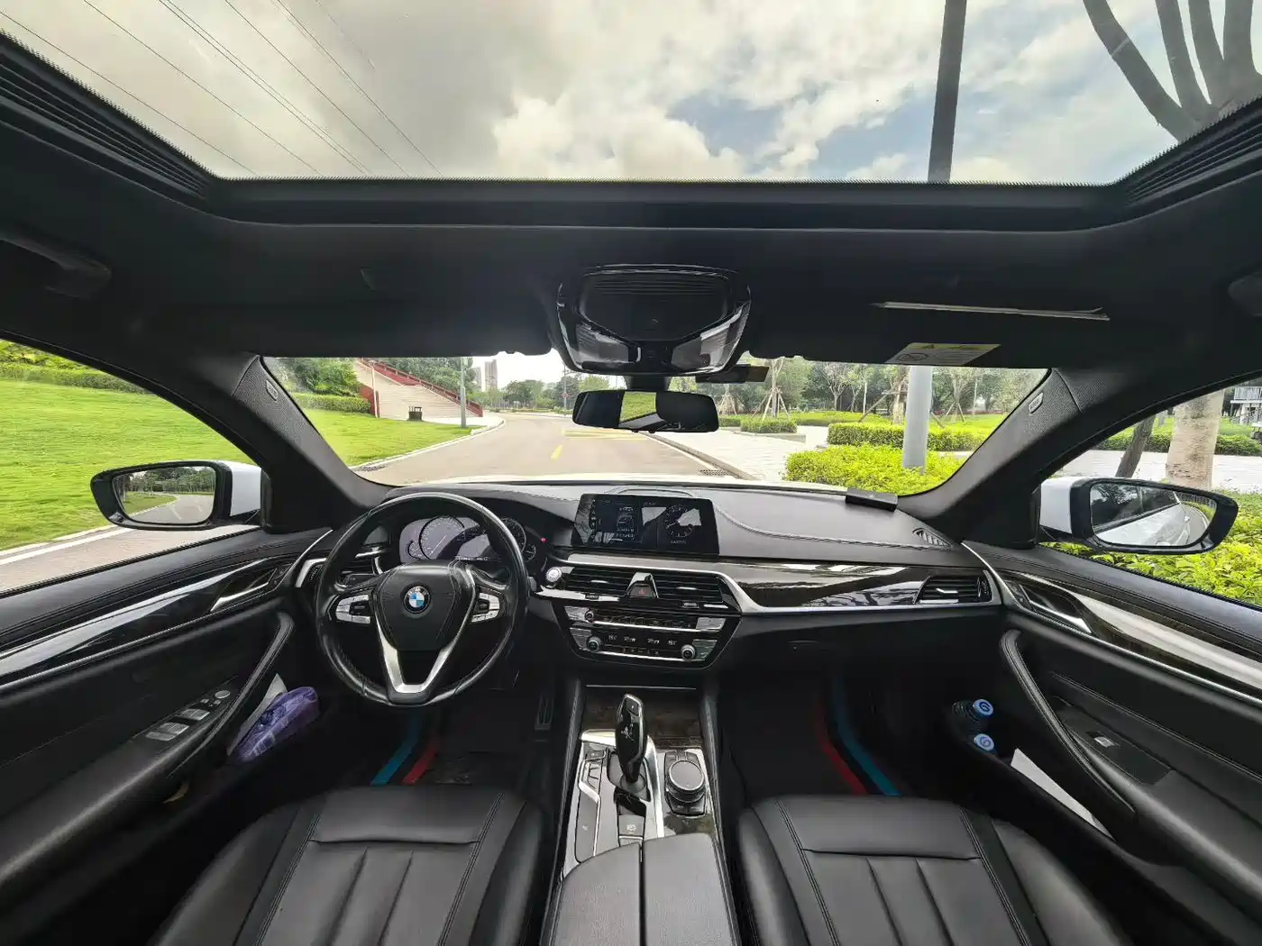 BMW 5 Series 2018 525Li M Sport Package фото 6