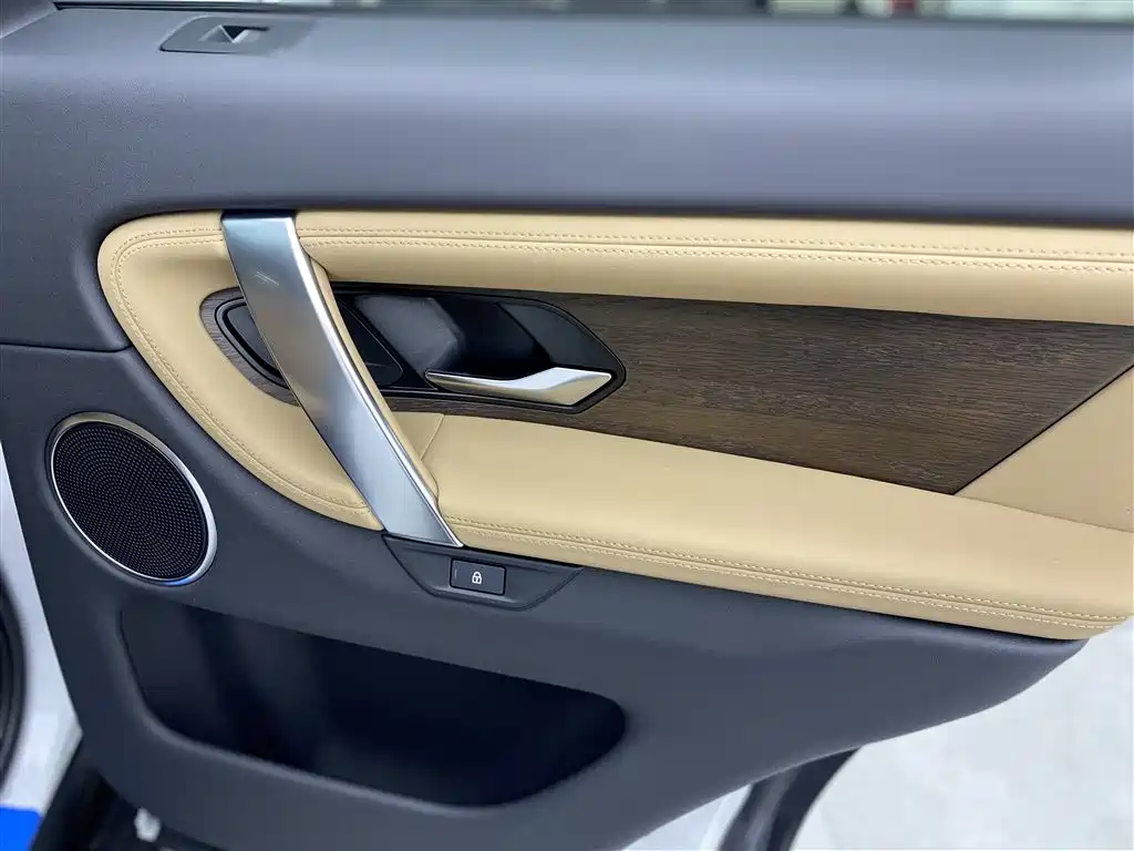 Land Rover Discovery Sport 2024 Performance Technology Edition фото 23