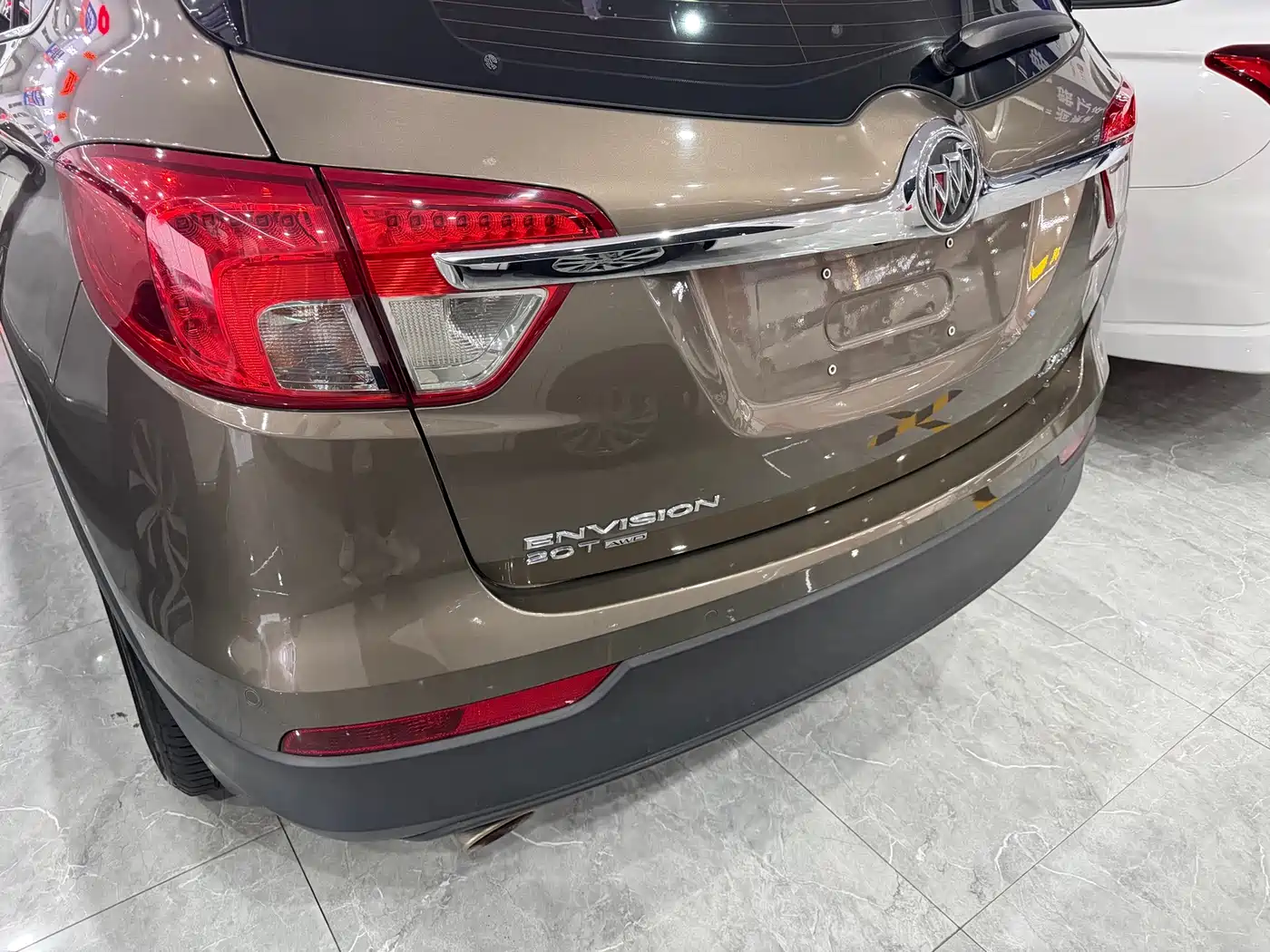 Фото 15 - Buick Envision Plus