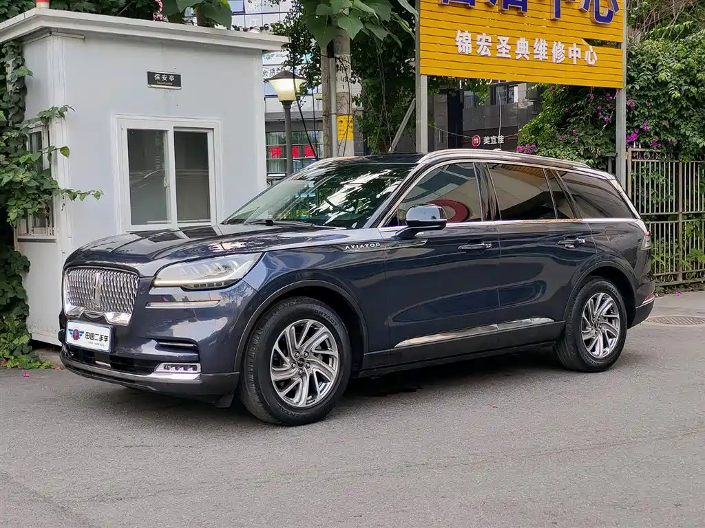 Lincoln Aviator 2020 3.0T V6 4WD Premium Edition