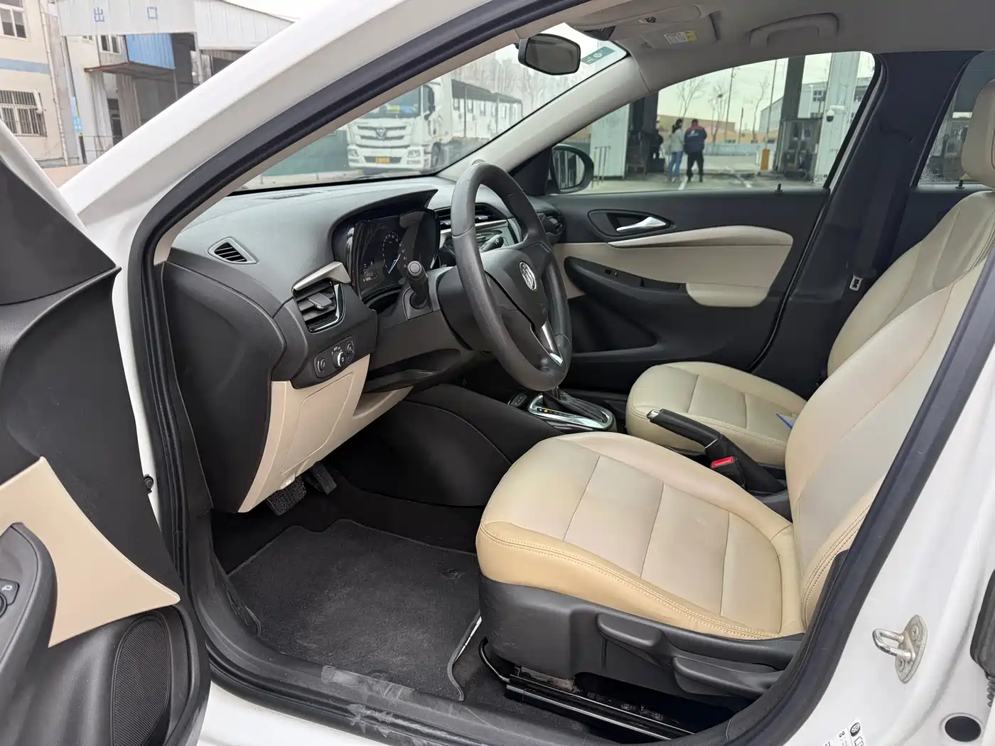 Buick Excelle 2020 15N CVT Elite фото 8