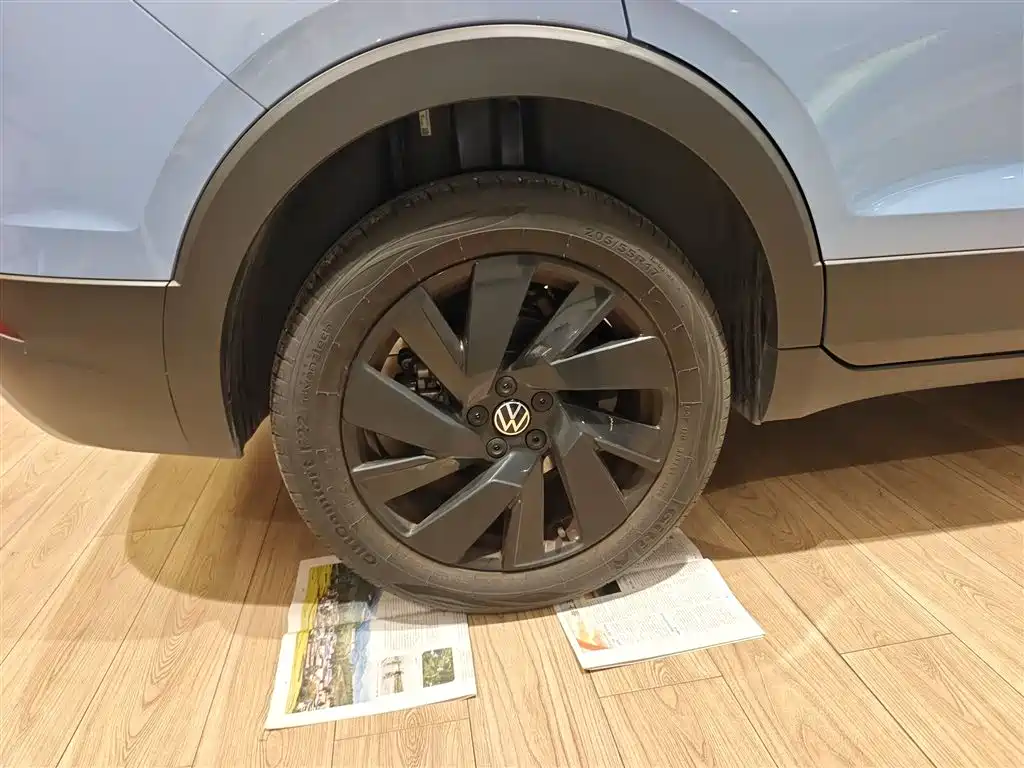 Volkswagen Tharu 2025 New Edge 300TSI Enjoyment Edition фото 25