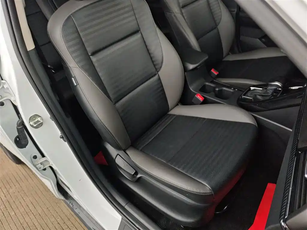 Kia Sportage 2019 2.0L Automatic Smart Luxury Edition фото 25