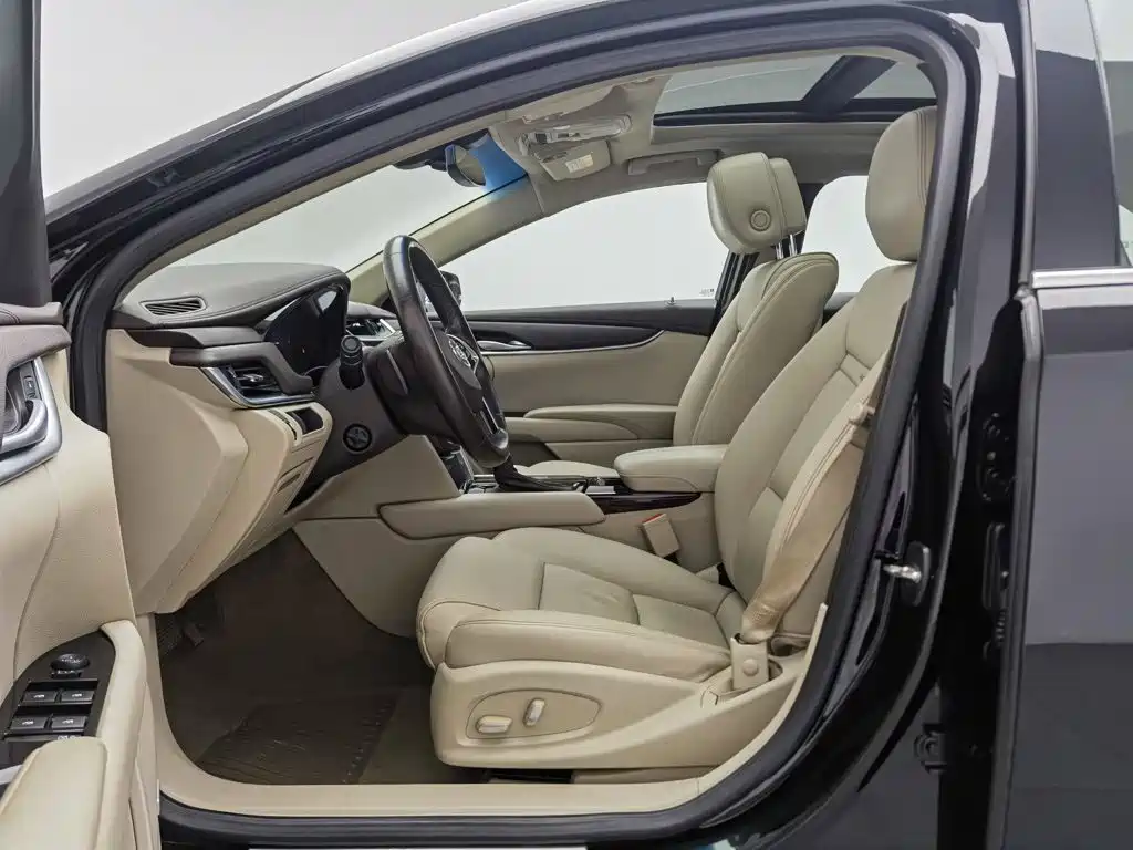 Фото 10 - Cadillac XTS