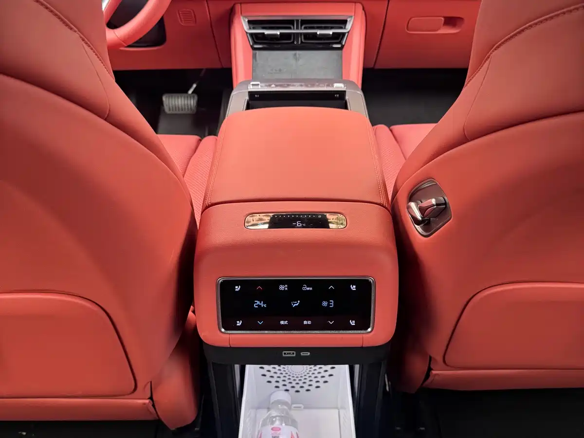 BYD Tang L 2025 2025 DM 175KM Drone Player Edition