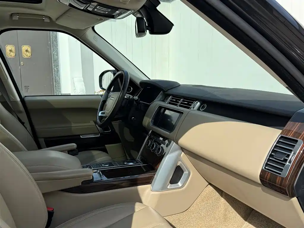 Land Rover Range Rover 2016 3.0 SC V6 Vogue фото 19