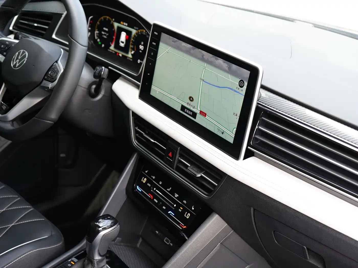 Volkswagen Tiguan L 2025 2025 330TSI Automatic 2WD R-Line Dragon Glory Edition