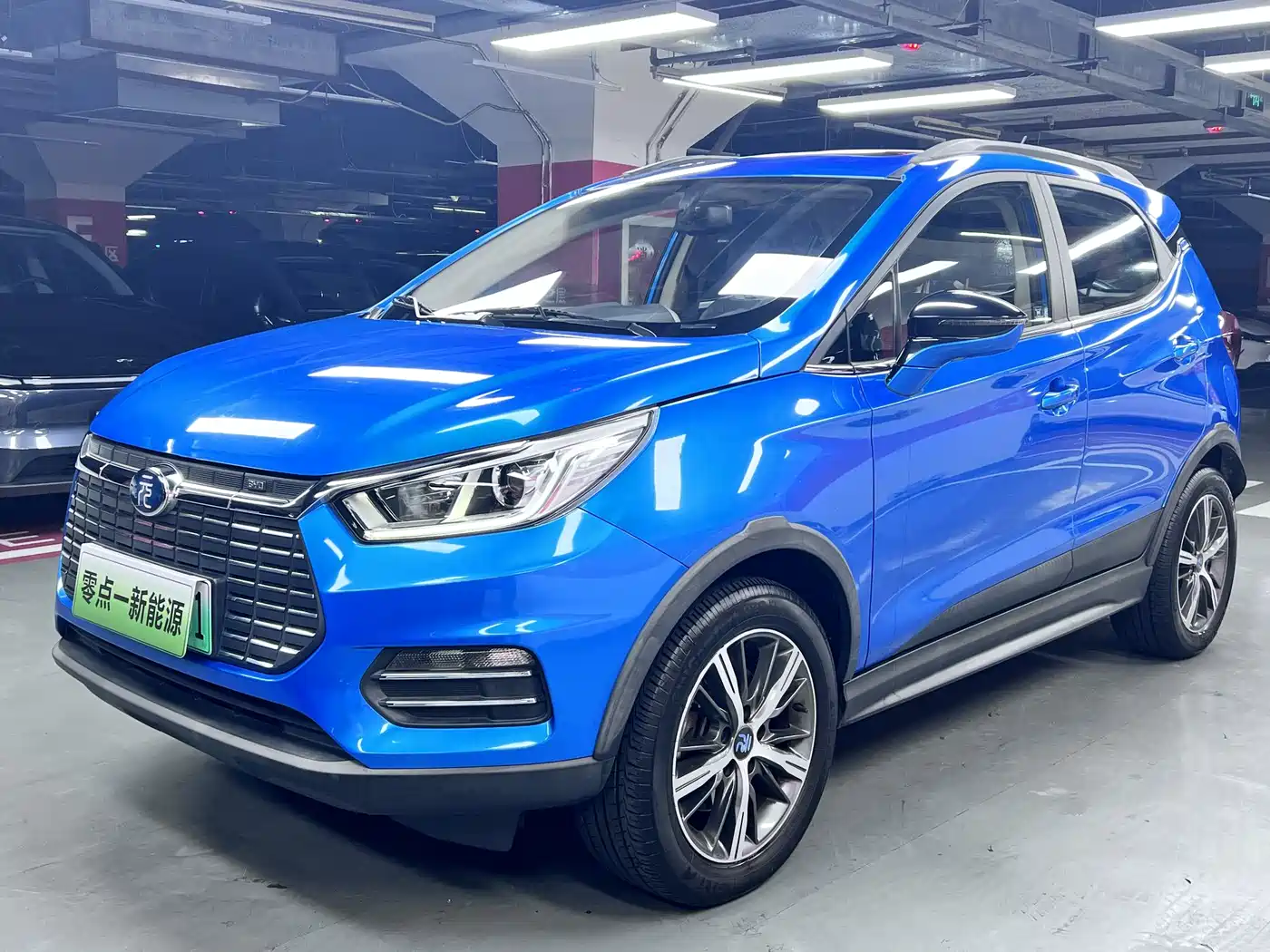 BYD Yuan New Energy 2018 EV360 Smart Connected Cool Edition