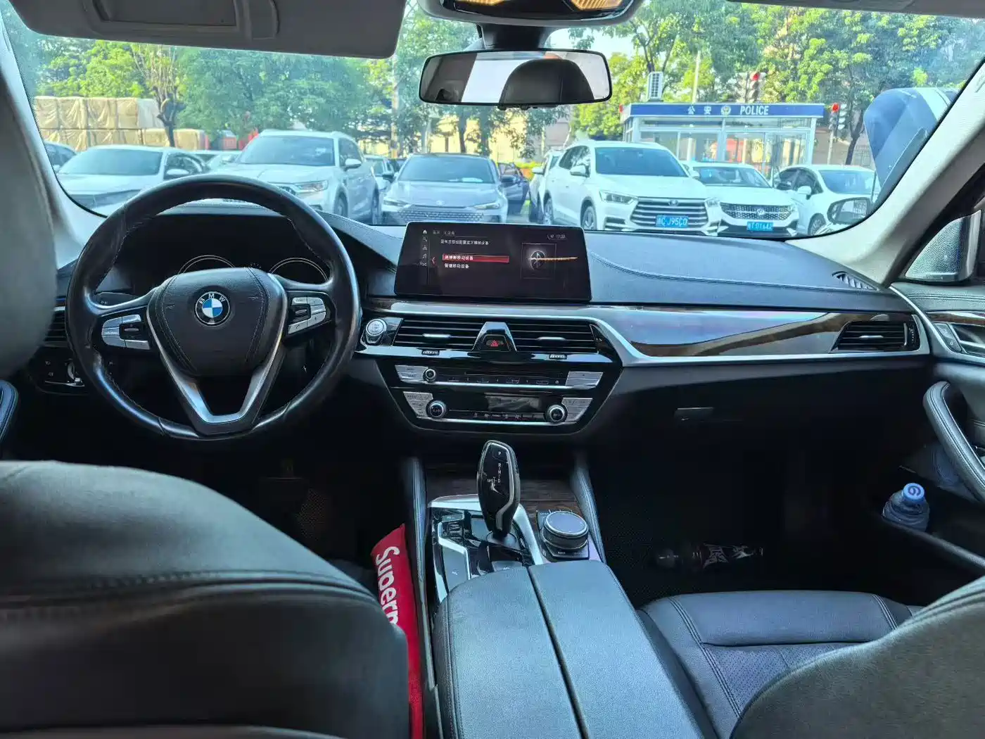 Photo 8 - BMW 5 Series