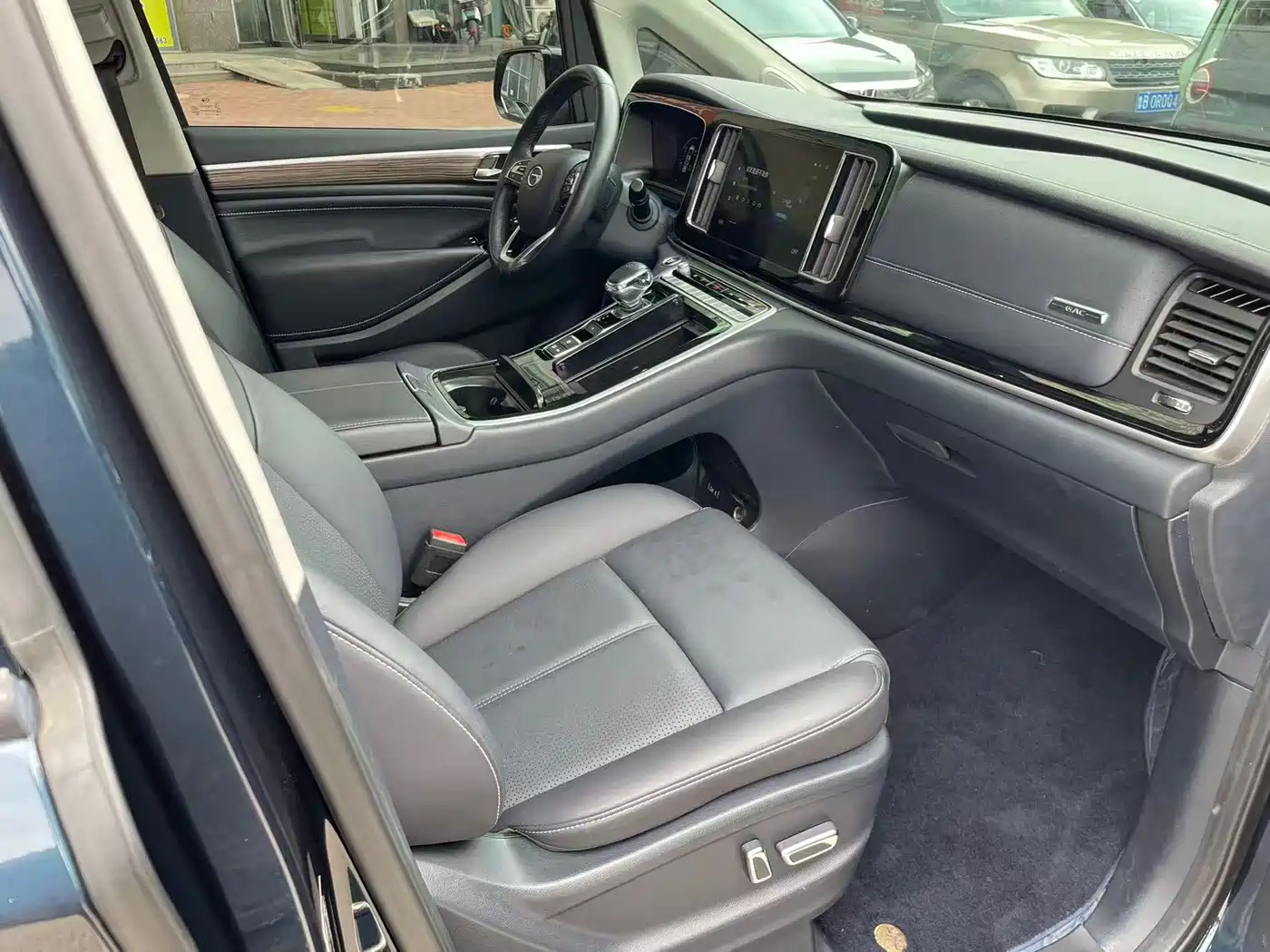 GAC Trumpchi Trumpchi M8 2021 Leading Show Series 390T Ultimate Edition фото 17