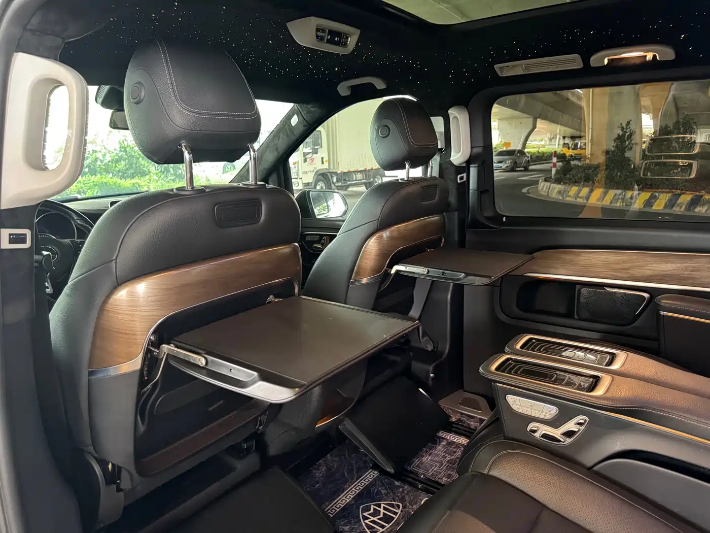 Mercedes-Benz V-Class 2021 V 260 Premium Edition фото 18