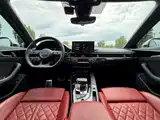 Photo 9 - Audi S4