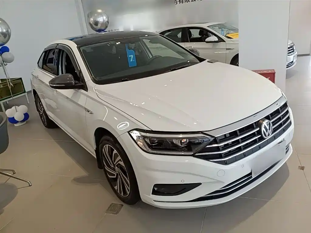 Volkswagen Sagitar 2019 280TSI DSG Luxury Edition China VI фото 4