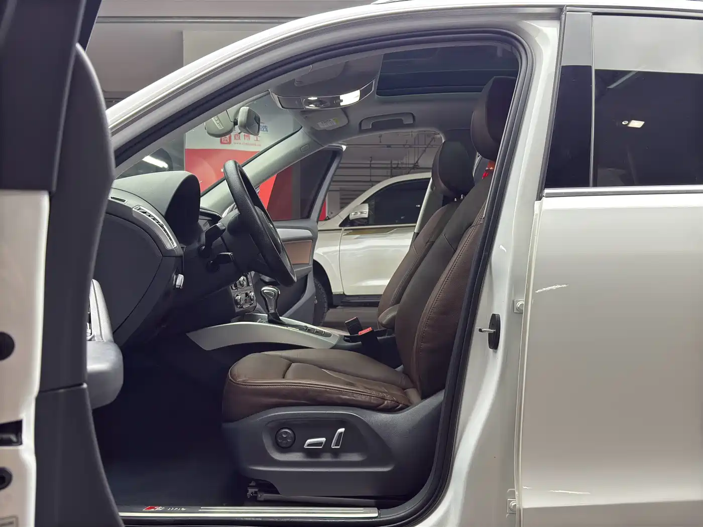 Audi Q5 2015 40 TFSI Technology фото 6