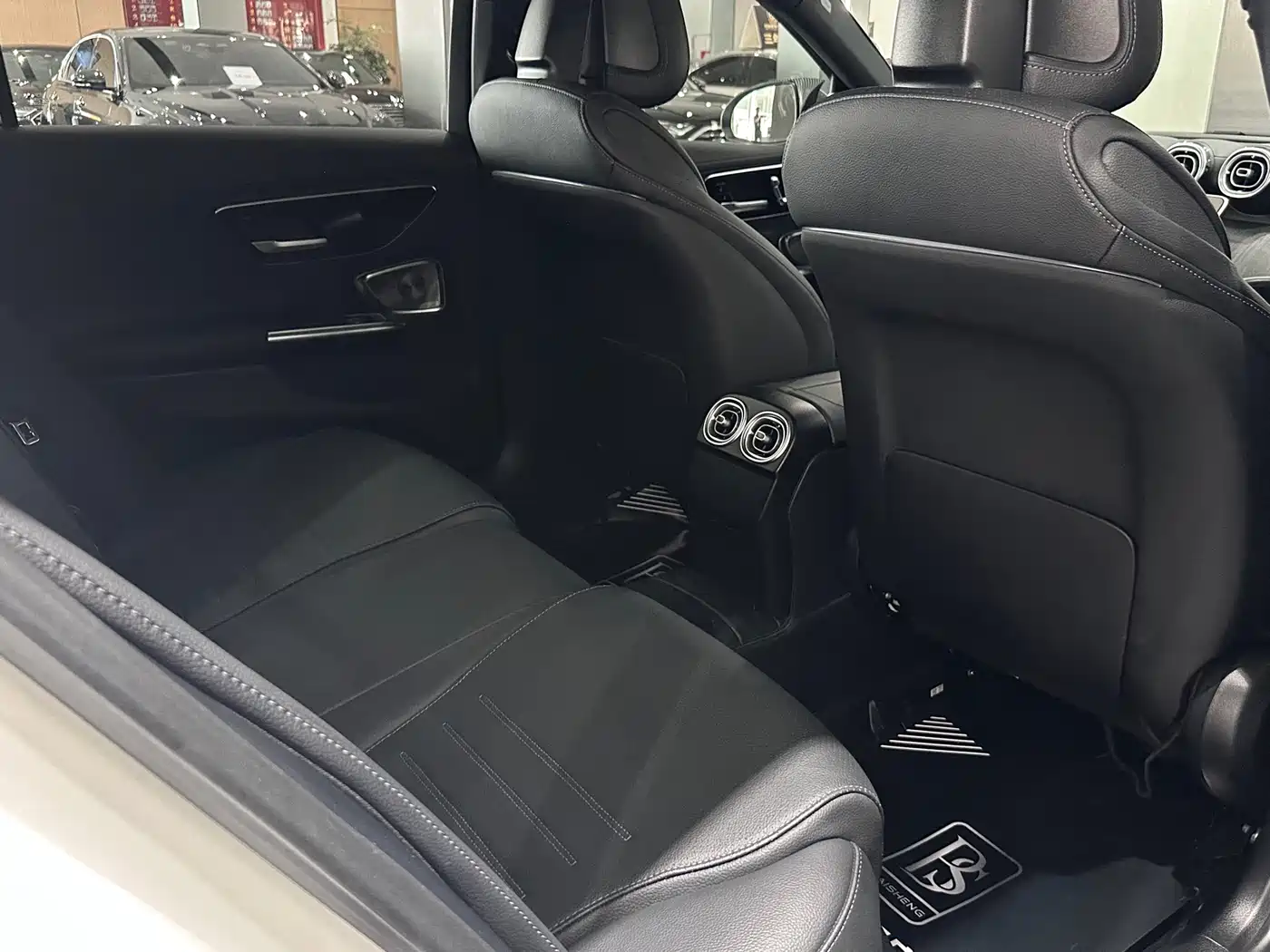 Mercedes-Benz C-Class 2023 C 260 L Sport фото 10