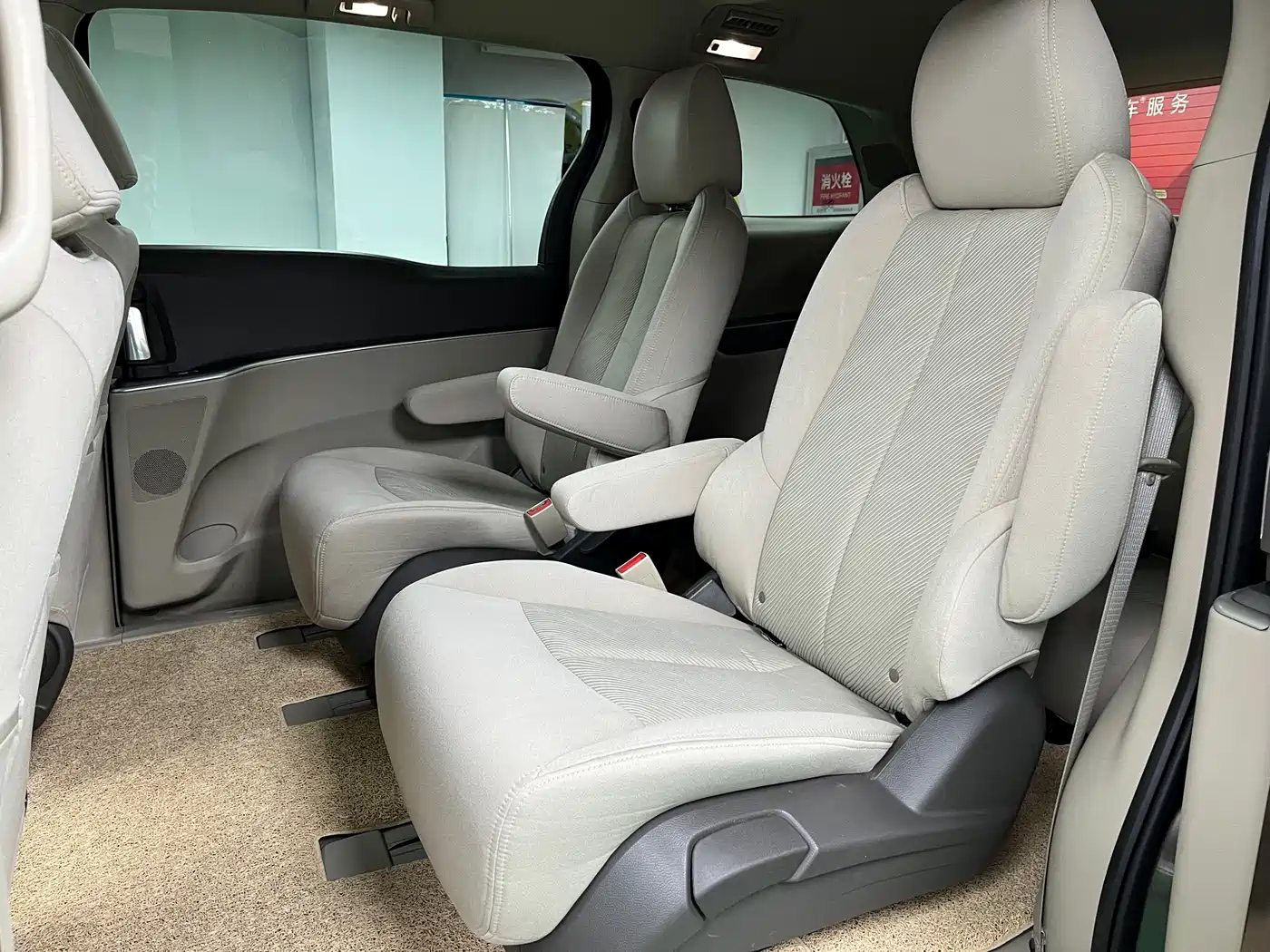 Buick GL8 2013 2.4L CT Luxury Business Comfort Edition фото 21
