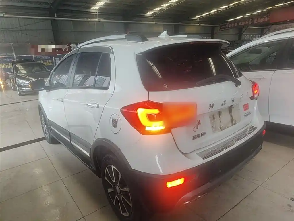 Haval H1 2017 Blue Label 1.5L Manual Luxury фото 5