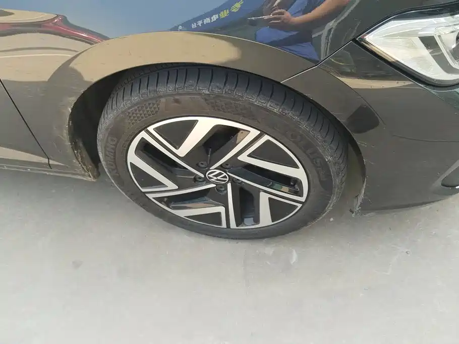 Фото 6 - Volkswagen Sagitar
