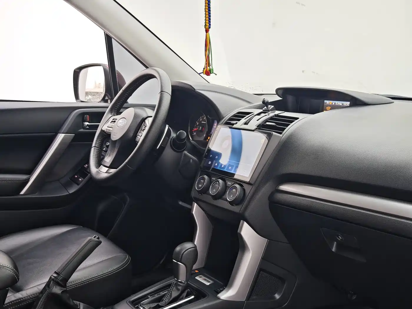 Subaru Forester 2013 2.5i Automatic Premium Edition фото 11