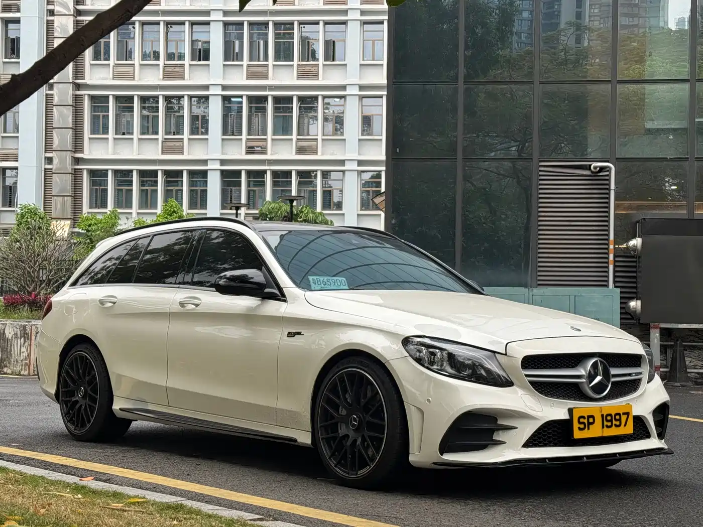 Mercedes-Benz C-Class AMG 2019 AMG C 43 4MATIC Estate Special Edition фото 3