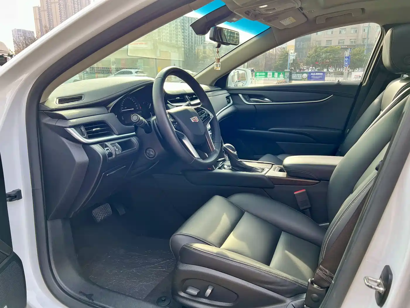 Cadillac XTS 2018 28T Technology фото 3